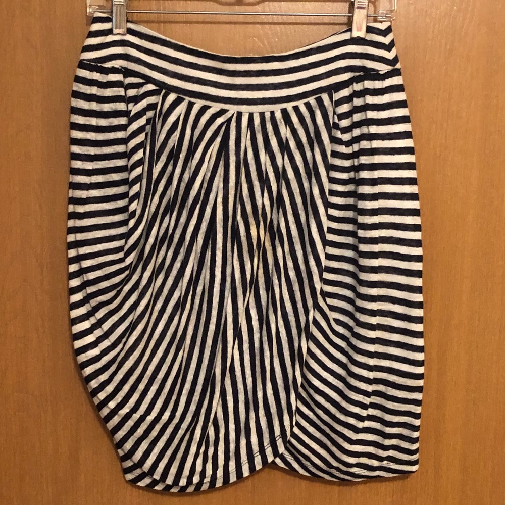 Striped mini skirt